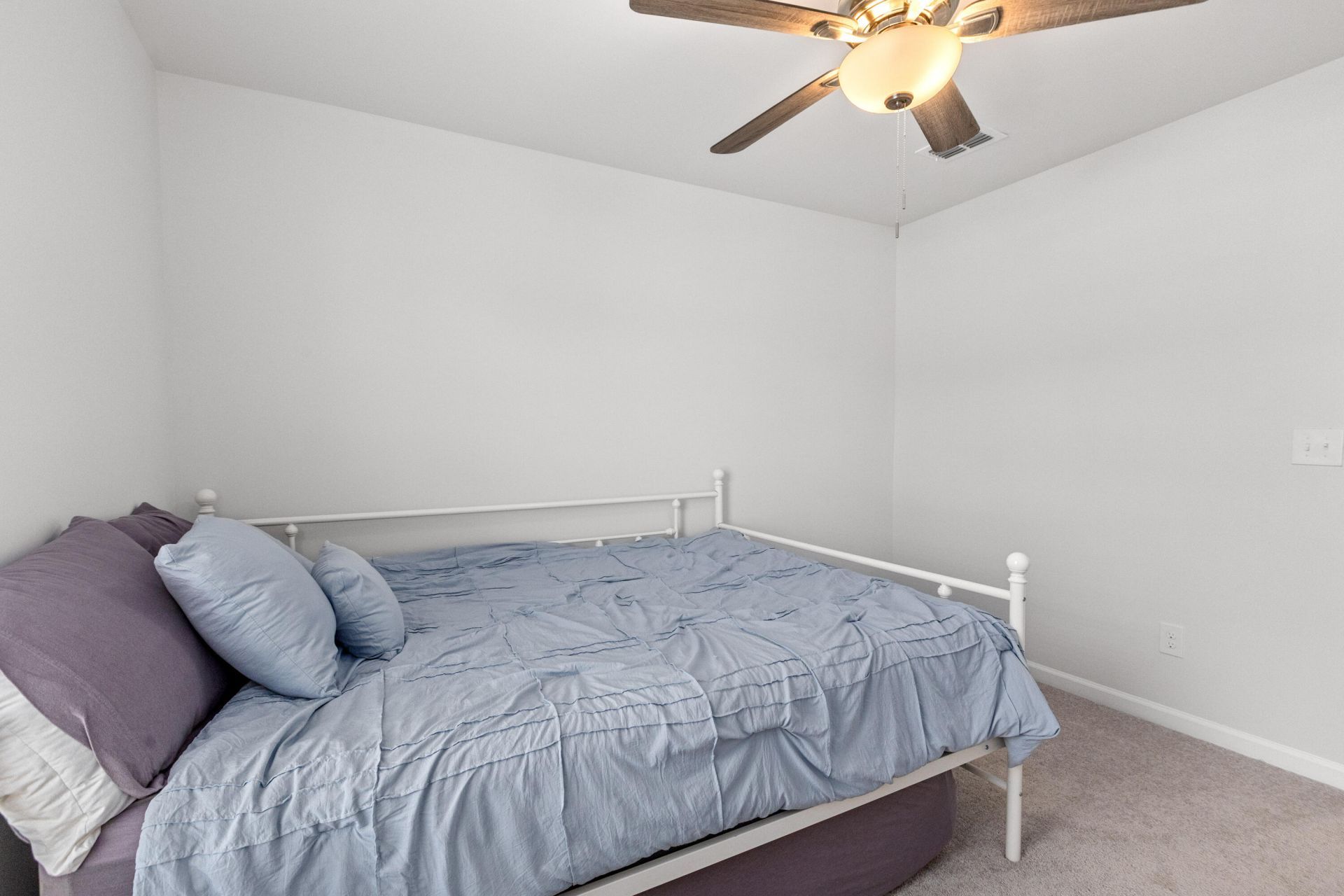 132 Eldridge Street Photo 28