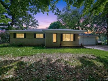64400 Tipperary Drive , Washington Twp, MI 48095