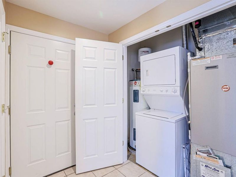 203 E University Avenue, Unit 2A, Cincinnati, OH 45219 Photo 17
