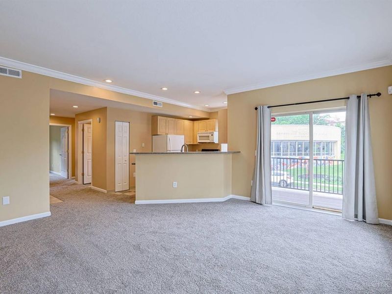 203 E University Avenue, Unit 2A, Cincinnati, OH 45219 Photo 5