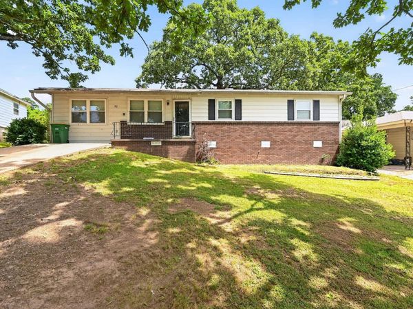 32 Oakview Drive , North Little Rock, AR 72118