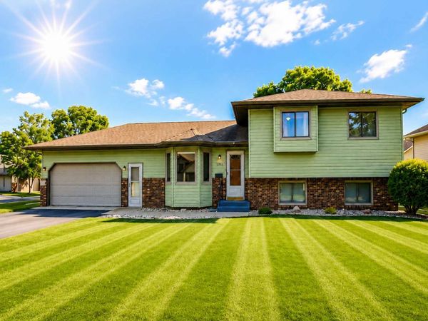 1751 Orchid Drive N, North Mankato, MN 56003