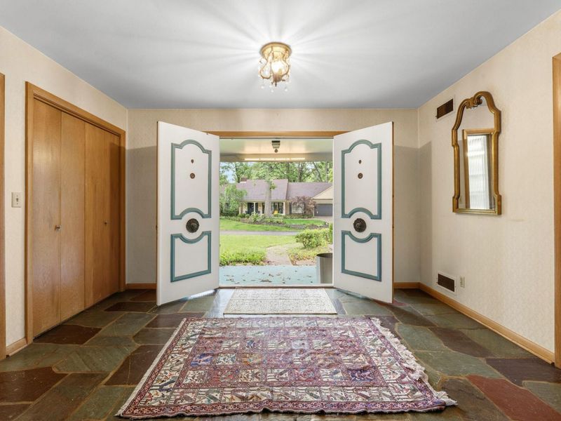 5377 Park Lane Court , Columbus, OH 43231 Photo 17