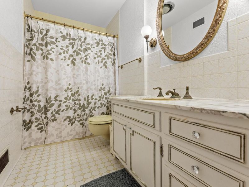 5377 Park Lane Court , Columbus, OH 43231 Photo 28