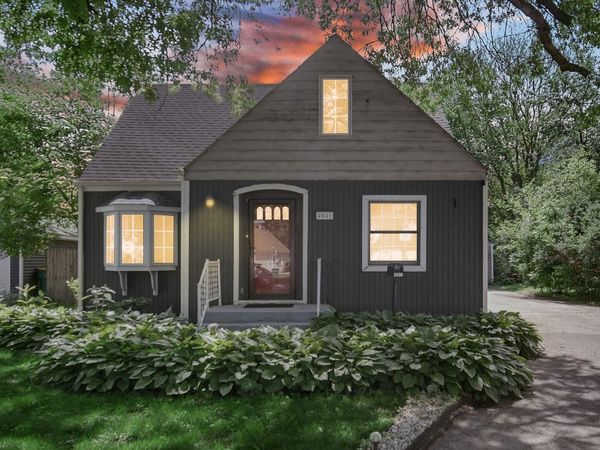 9041 Revere Court, Munster, IN 46321