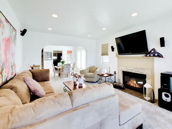 8039 Forest Avenue, Munster, IN 46321