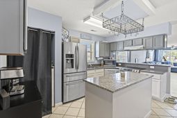 4265 Villa Dr. photo 4