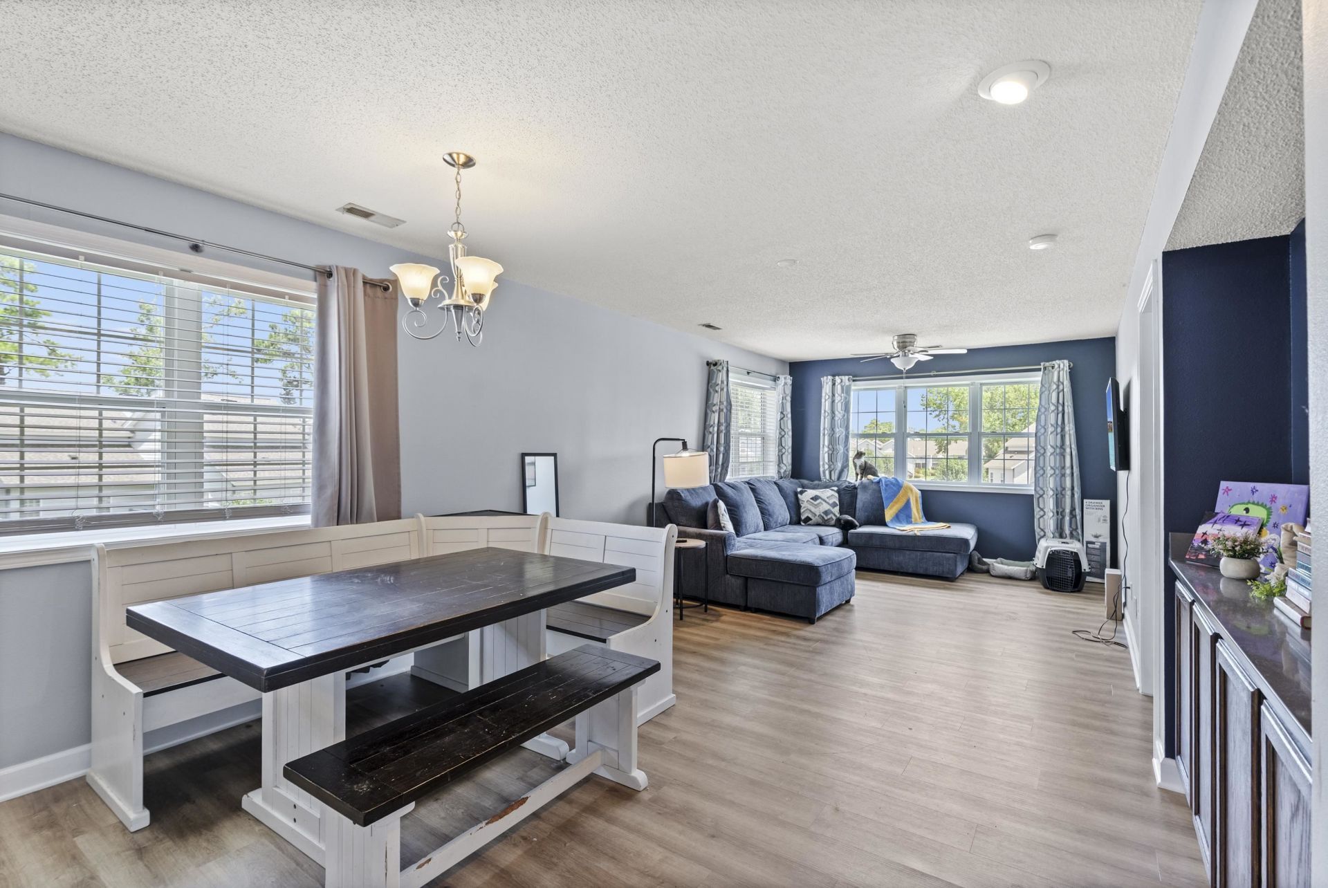 4265 Villa Dr. Photo 5