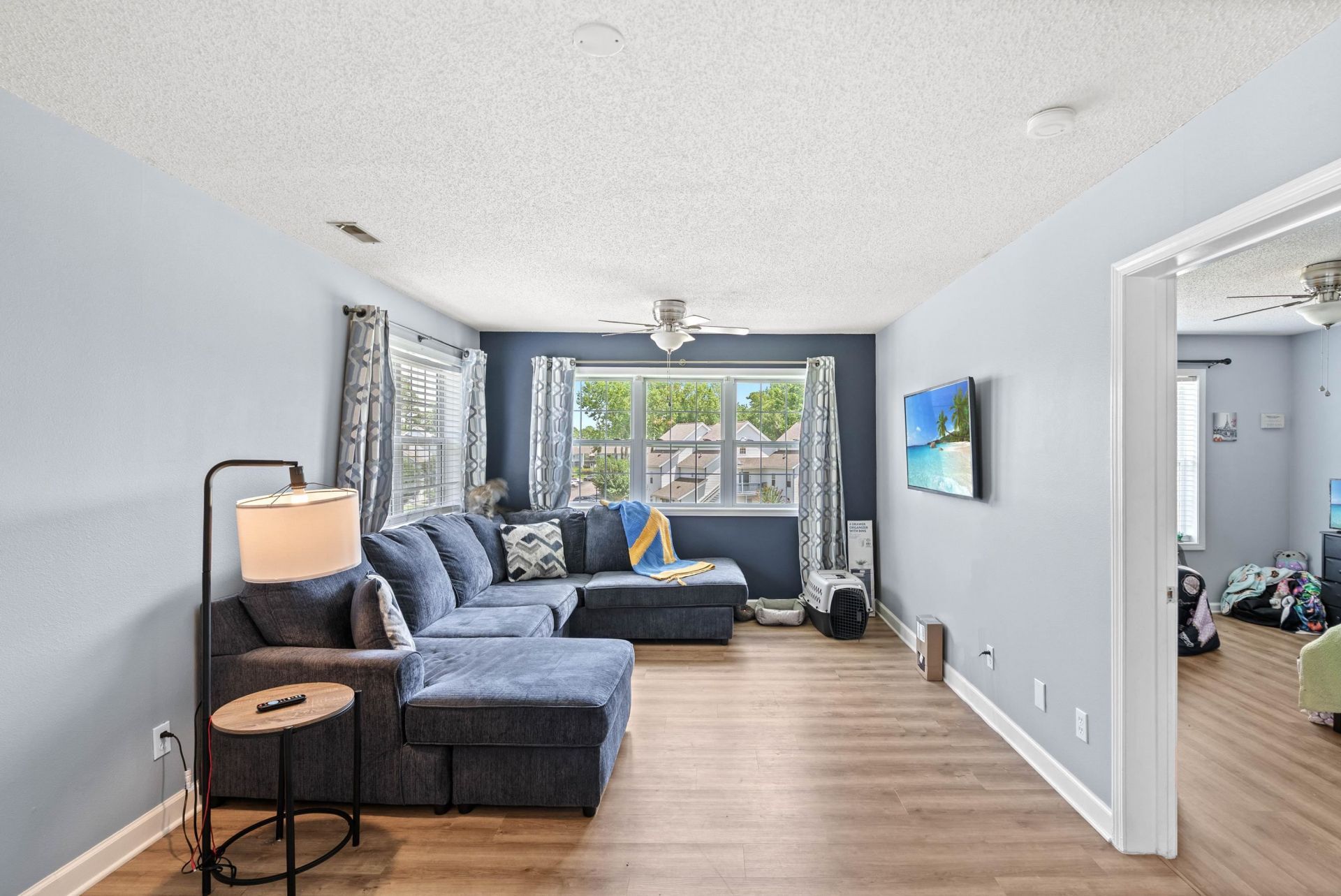 4265 Villa Dr. Photo 6