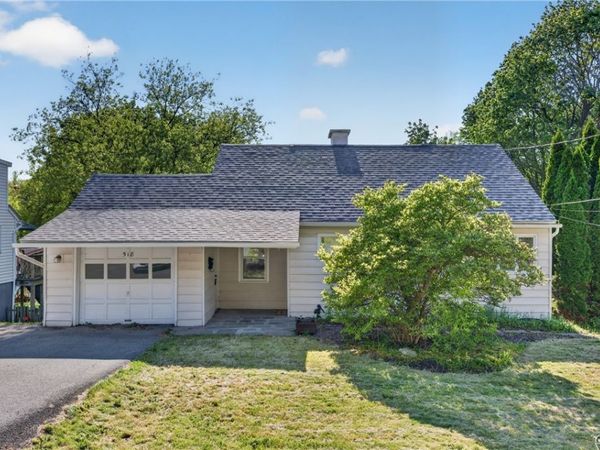 518 Nottingham Road, Syracuse, NY 13210