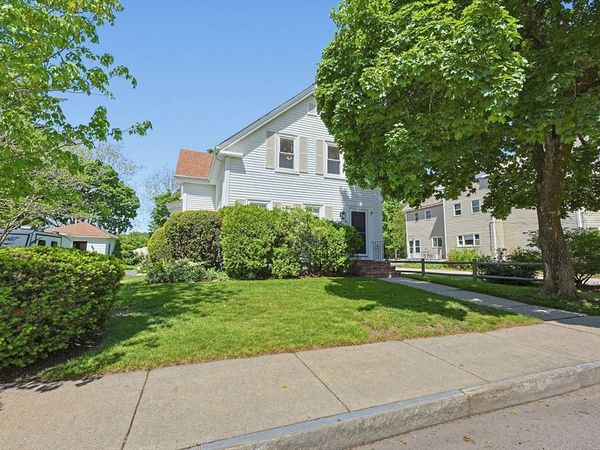 69 Union St, Mansfield, MA 02048