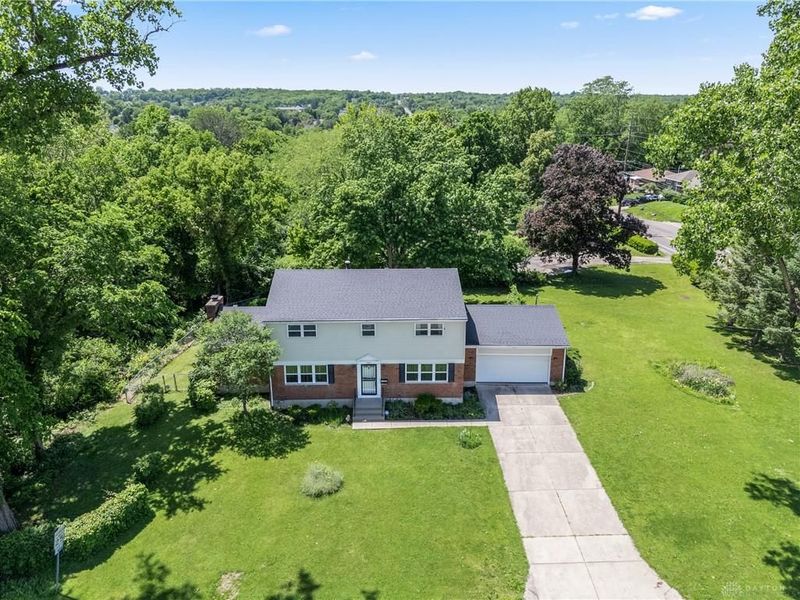 3467 Zephyr Drive, Dayton, OH 45414 Photo 2
