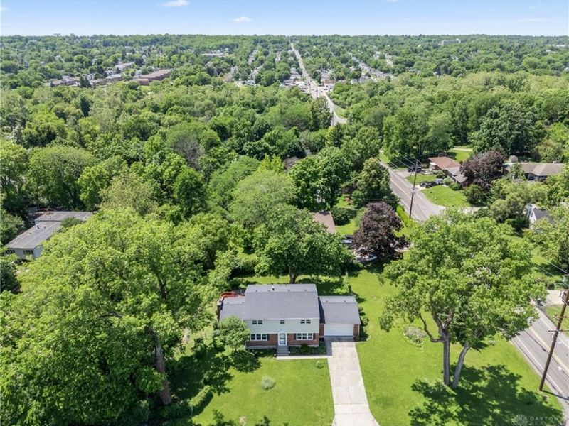 3467 Zephyr Drive, Dayton, OH 45414 Photo 3