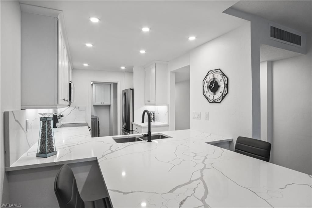 25900 Hickory Blvd , Unit 605, Bonita Springs, FL 34134 Photo