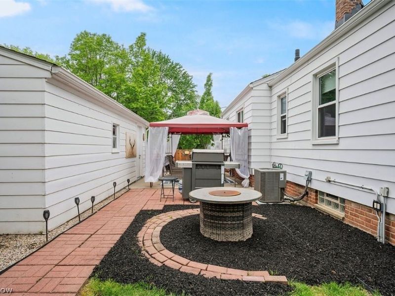 977 Learidge Road, Lyndhurst, OH 44124 Photo 35