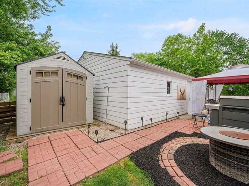 977 Learidge Road, Lyndhurst, OH 44124 Photo 36