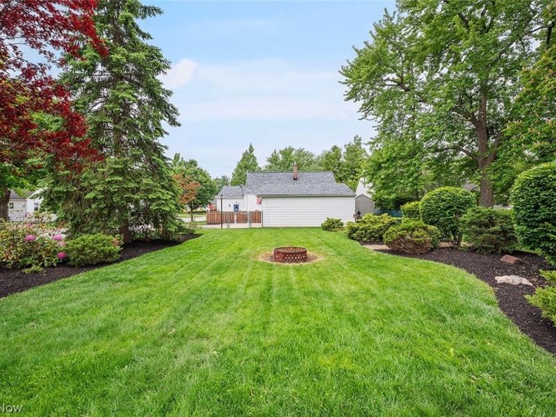 977 Learidge Road, Lyndhurst, OH 44124 Photo 38