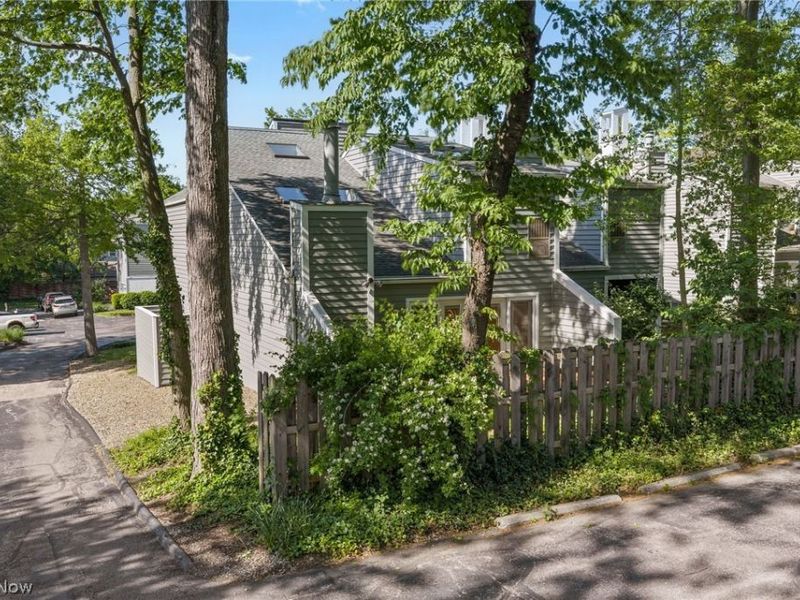 1376 Bobby Lane, Unit 32, Westlake, OH 44145 Photo 26