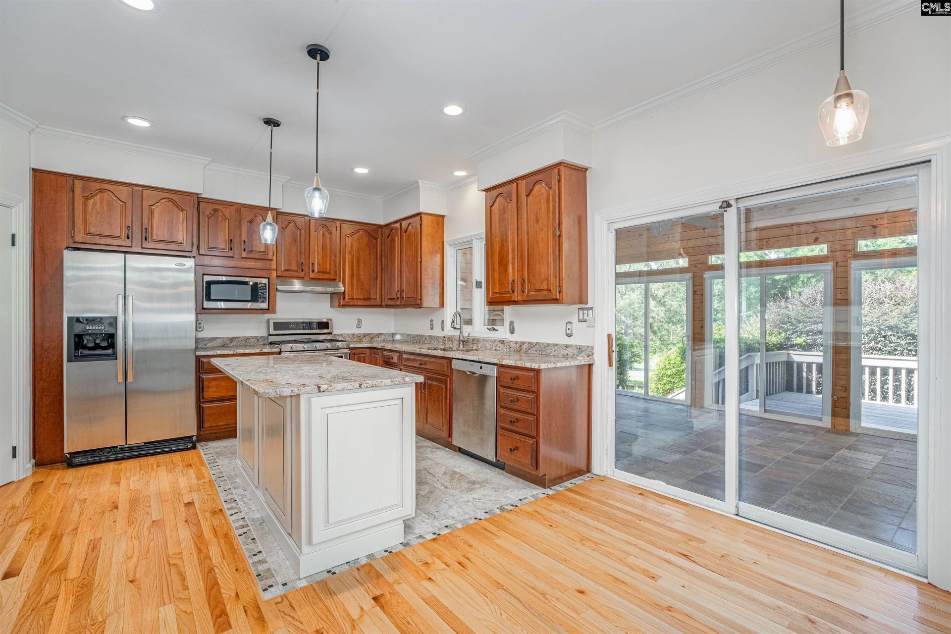 573 Wateroak Trail  Photo 10