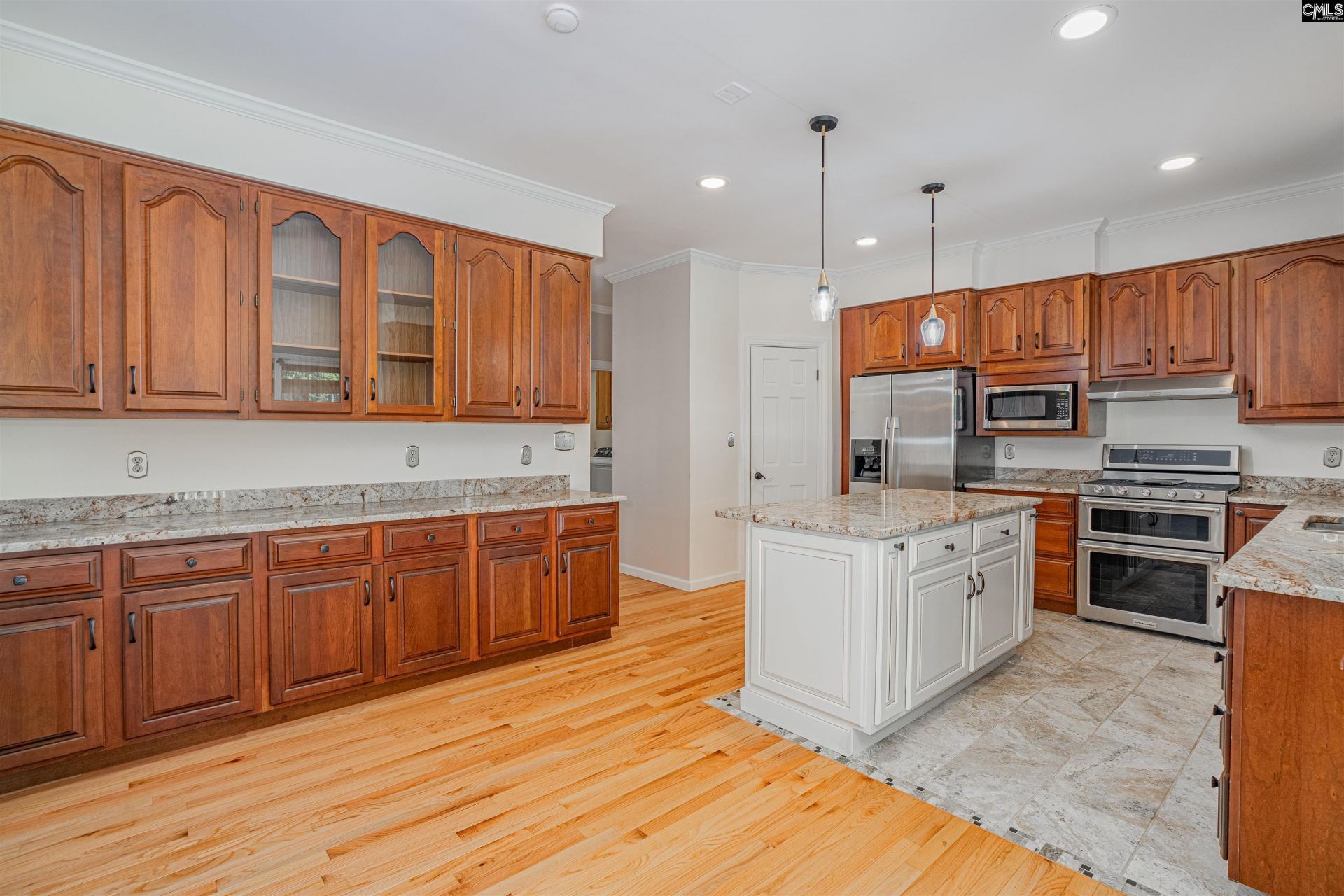 573 Wateroak Trail  Photo 11