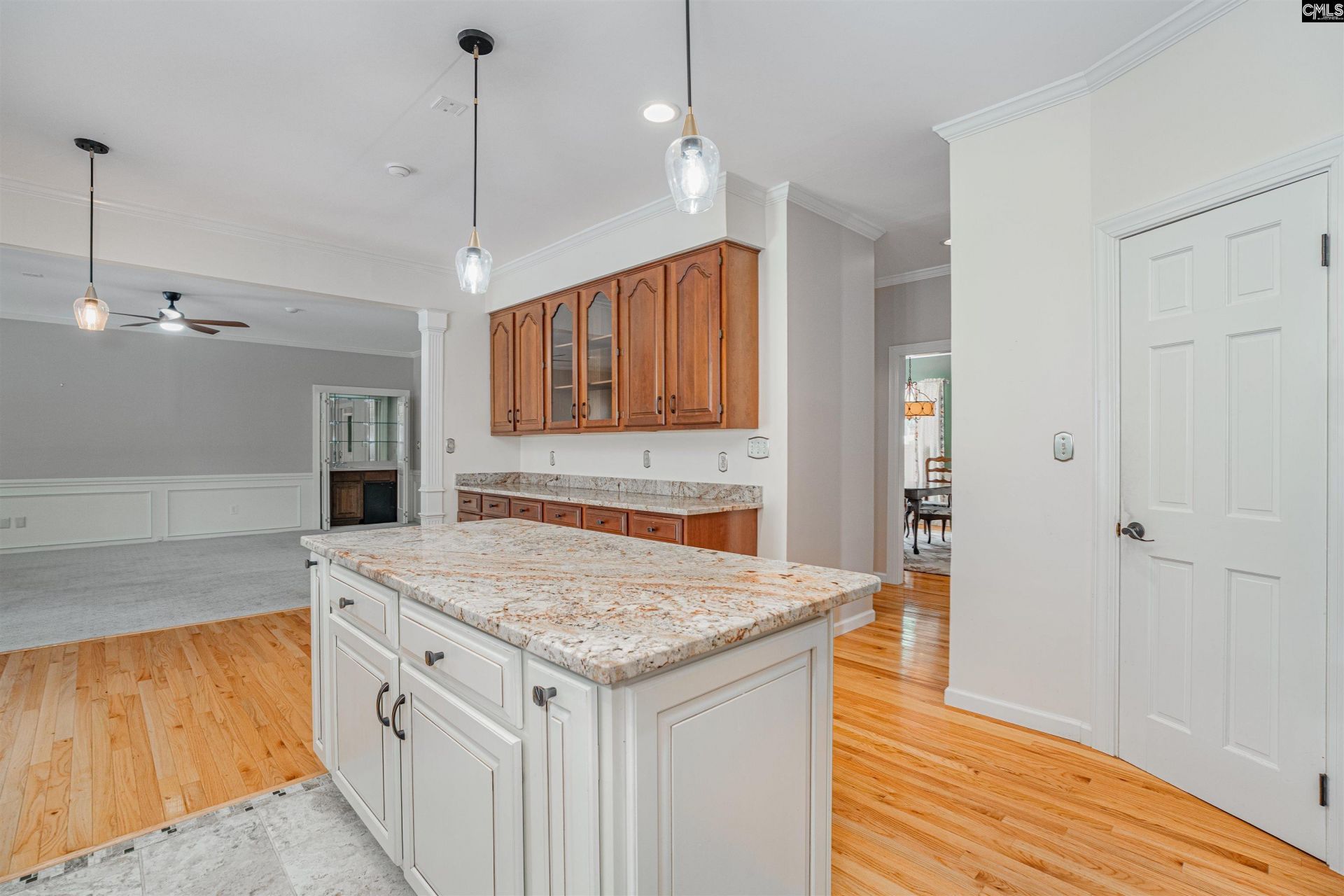 573 Wateroak Trail  Photo 12