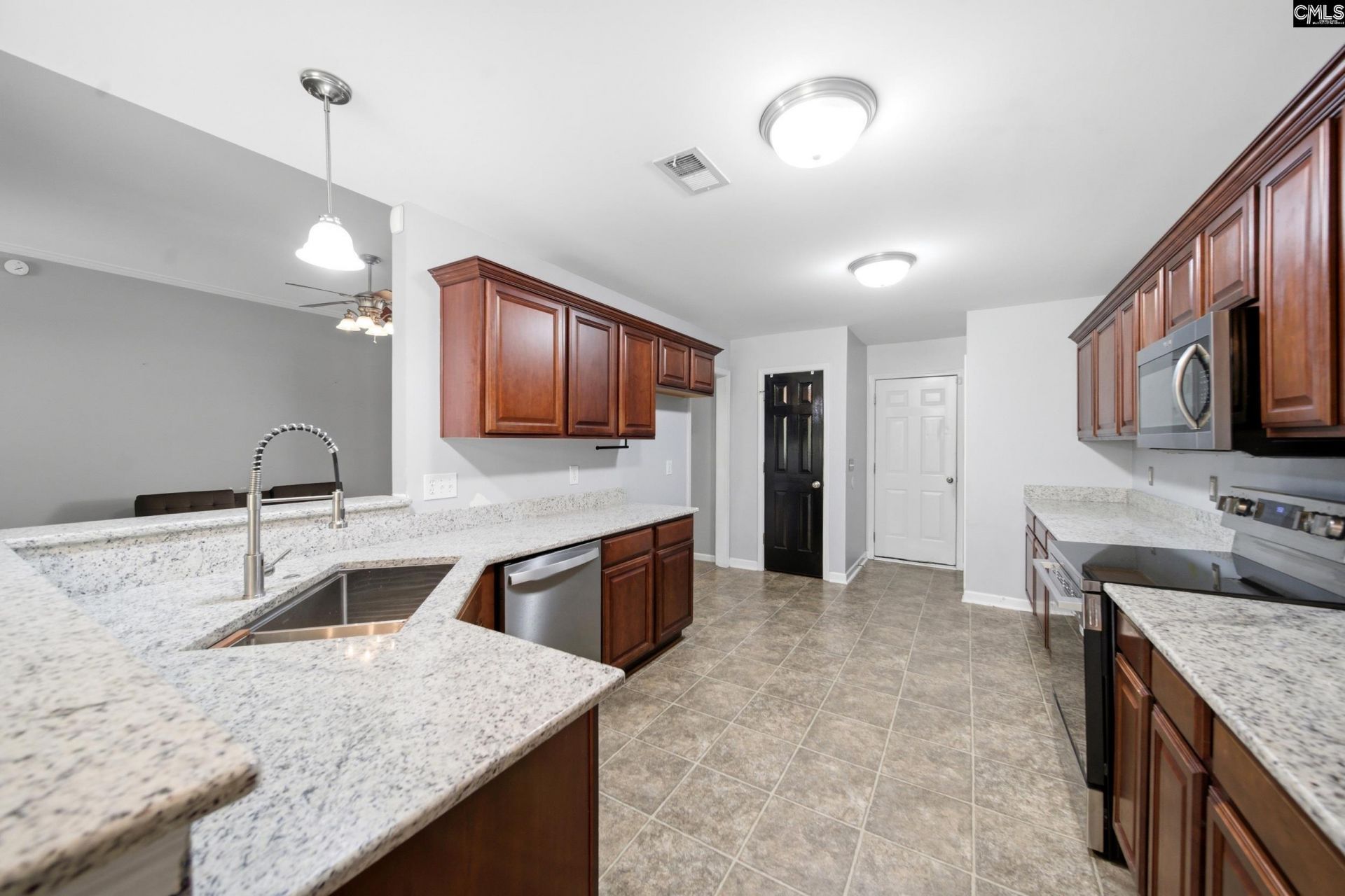204 Baneberry Loop Photo 10