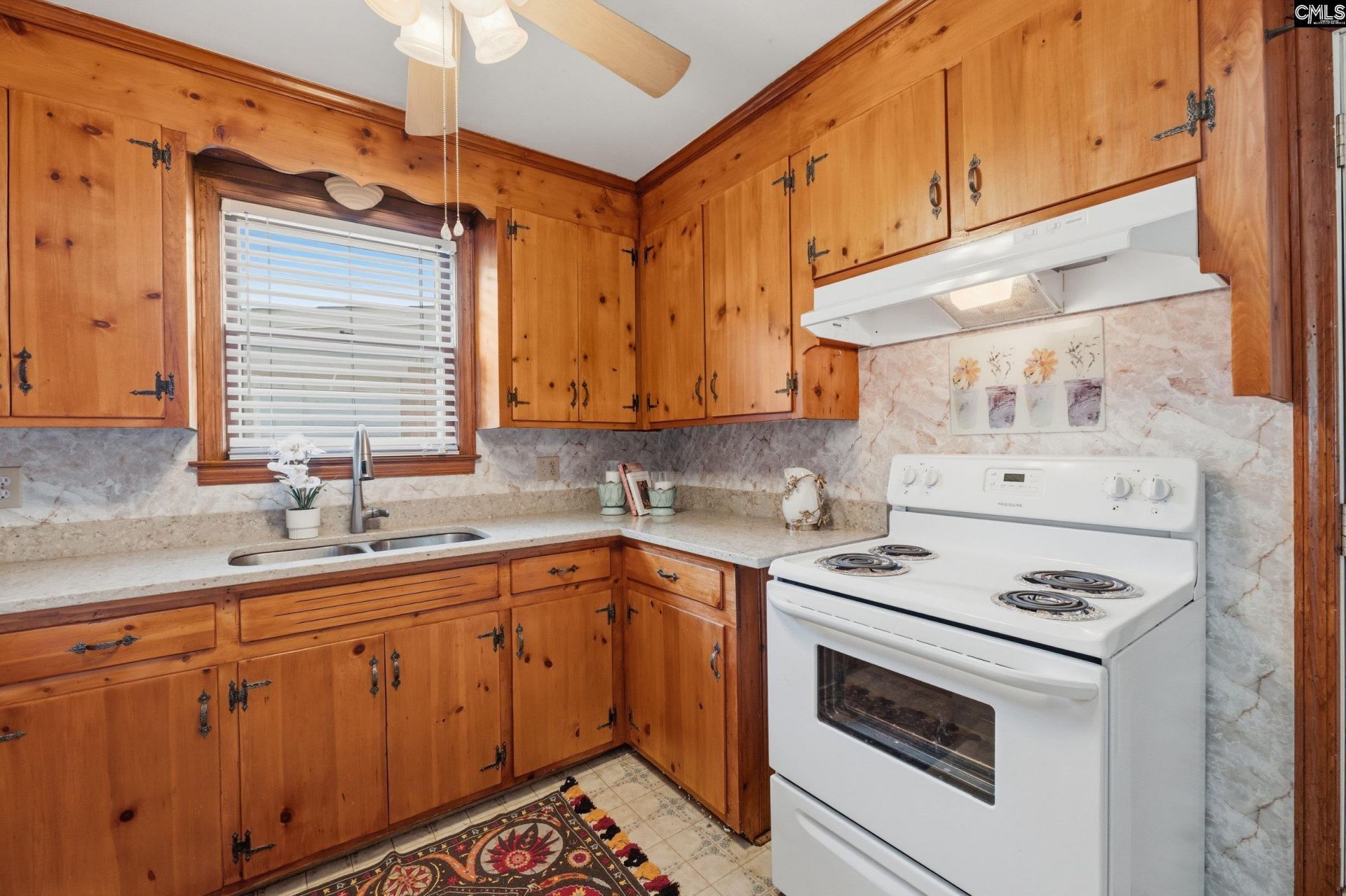 2324 Camelia Street  Photo 11