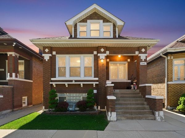 2240 Highland Avenue , Berwyn, IL 60402