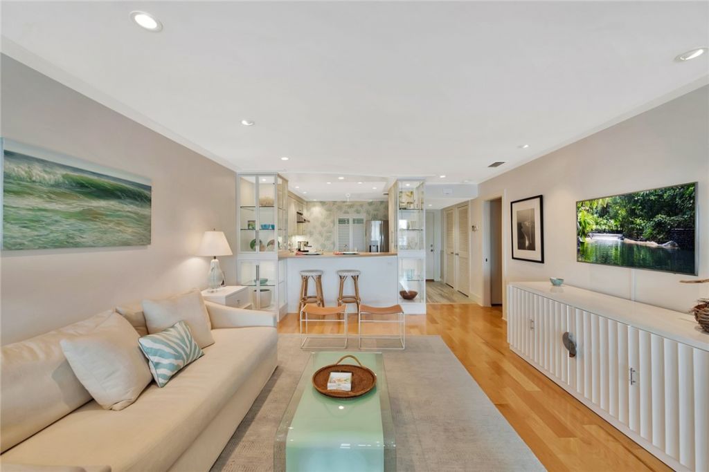 600 Riomar Drive, Unit 16, Vero Beach, FL 32963 Photo