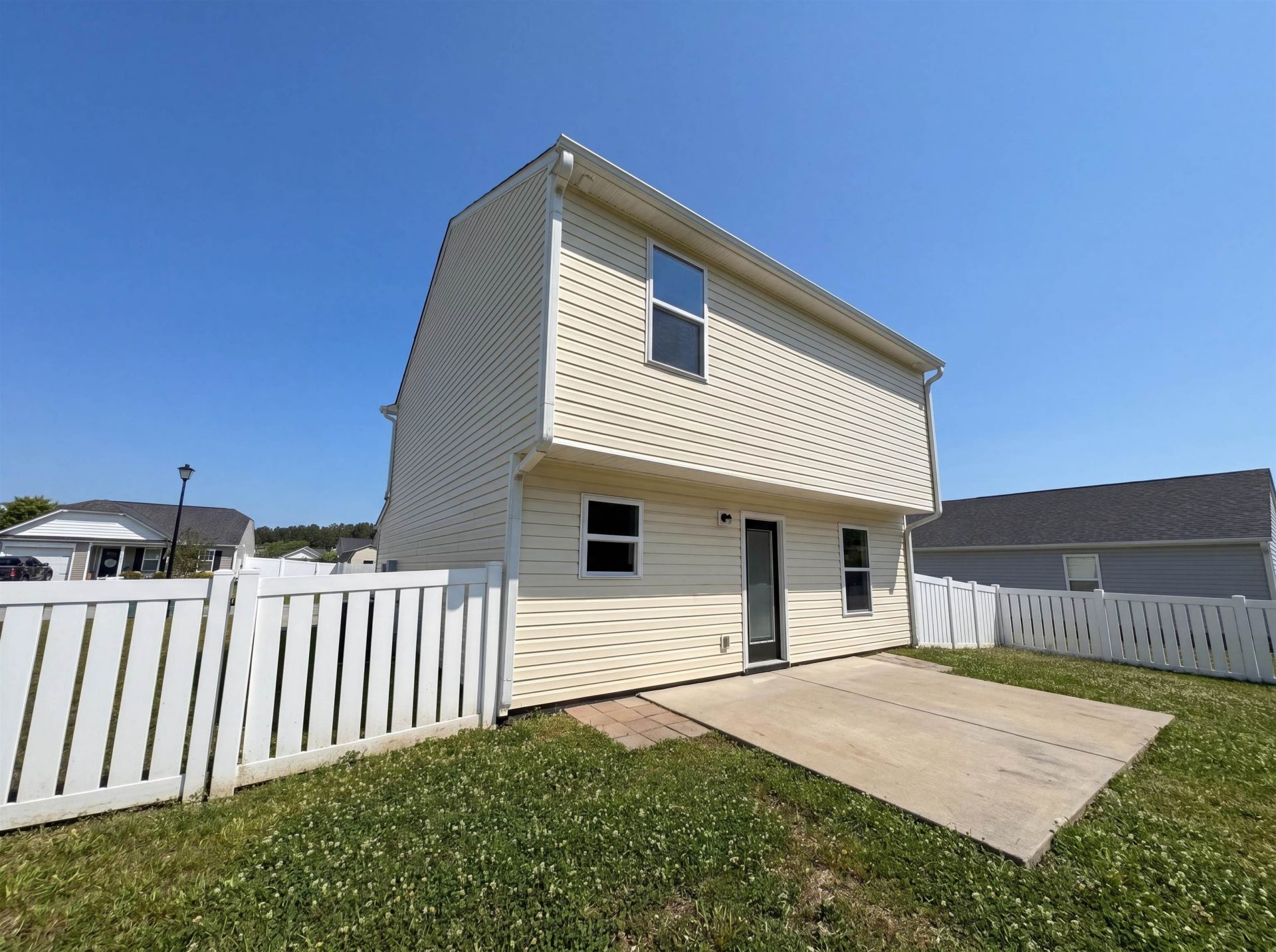 286 Blue Rock Dr.  Photo 15