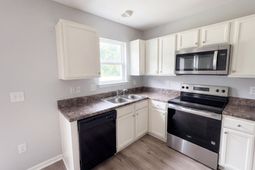 286 Blue Rock Dr.  photo 4