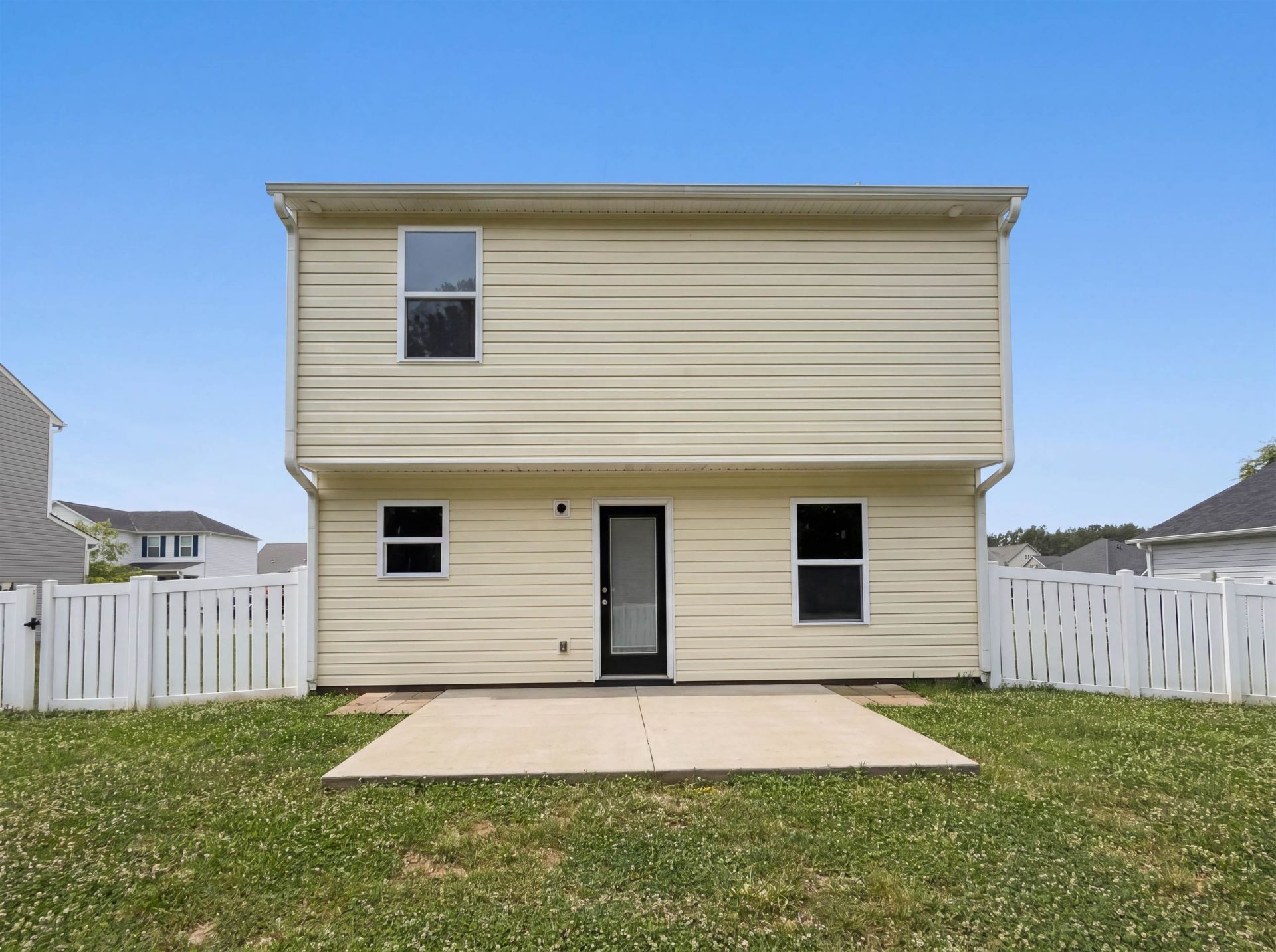 286 Blue Rock Dr.  Photo 5
