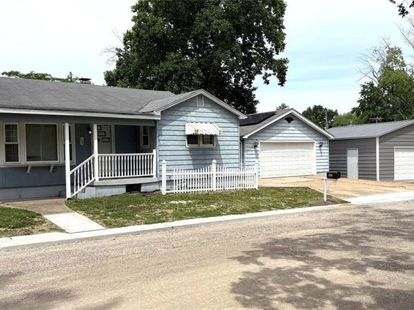 105 Debra Lane , Sparta, IL 62286