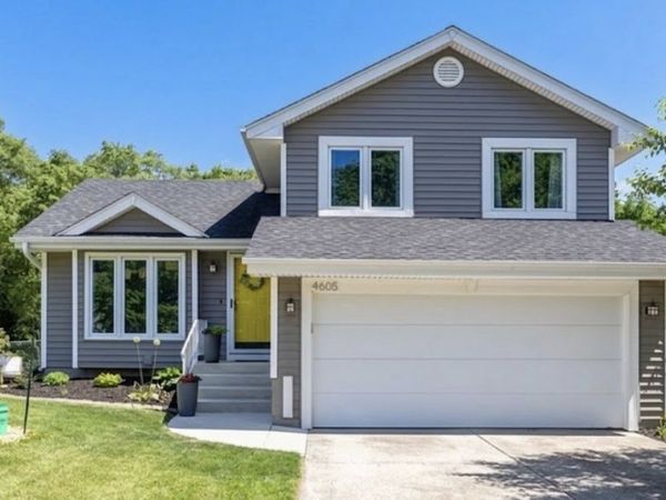 4605 70th Place, Urbandale, IA 50322
