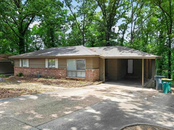 18 Westmont Cir Circle, Little Rock, AR 72209