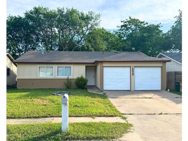 2525 Dovemeadow DR, Austin, TX 78744