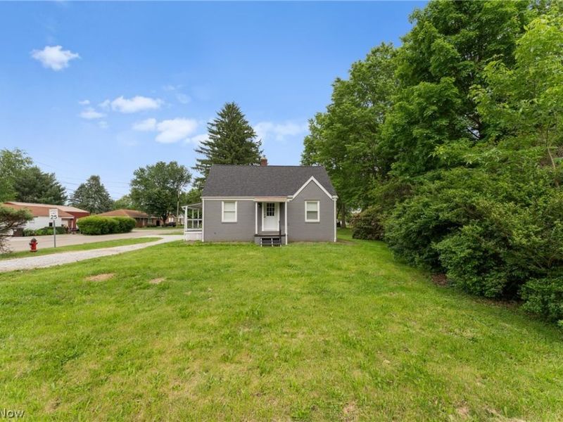 3502 Cleveland Avenue S, Canton, OH 44707 Photo 4