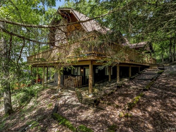 2 Sno Way, Ellicottville, NY 14731
