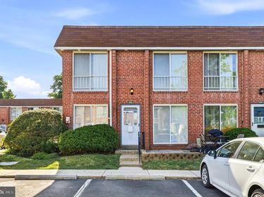 114 LEXINGTON COURT, WARMINSTER, PA 18974