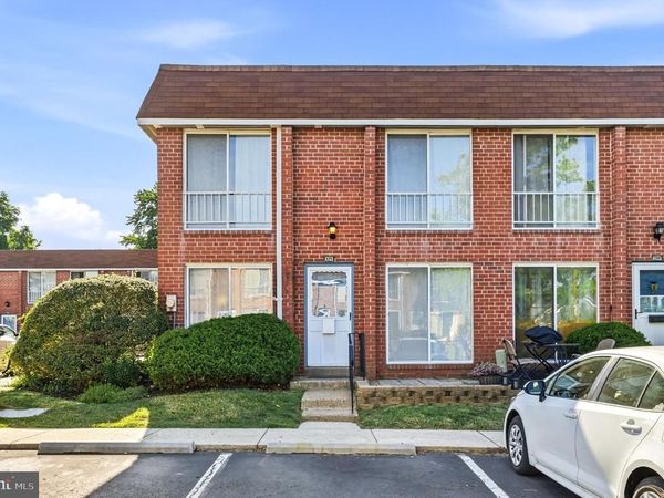 114 LEXINGTON COURT , WARMINSTER, PA 18974