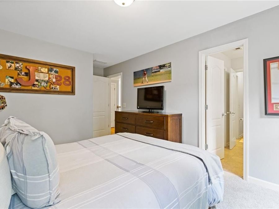Property Image 42