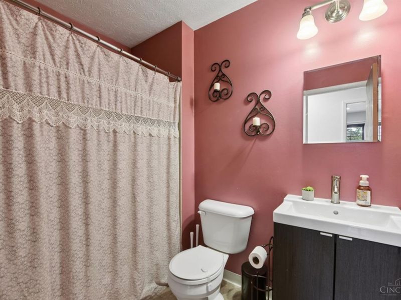 5193 Whitmore Drive, Delhi Twp, OH 45238 Photo 23