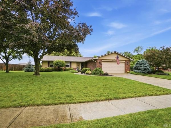 307 Rankin Drive, Englewood, OH 45322