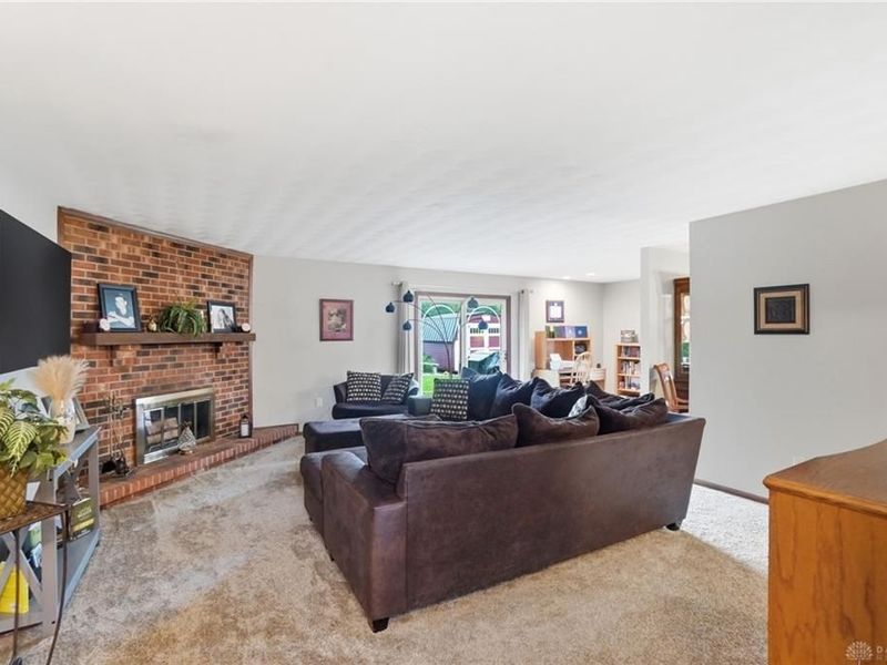 307 Rankin Drive, Englewood, OH 45322 Photo 6