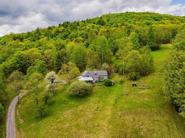 39 Whitcomb Hill Road, Strafford, VT 05070
