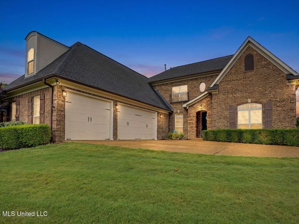 39 Winter Oaks Drive, Lamar, MS 38642