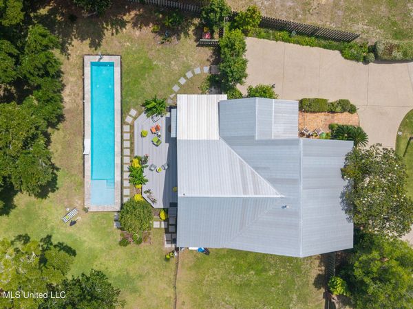 759 E 2nd Street, Pass Christian, MS 39571