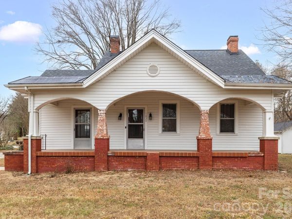 1820 S Park Drive , Reidsville, NC 27320
