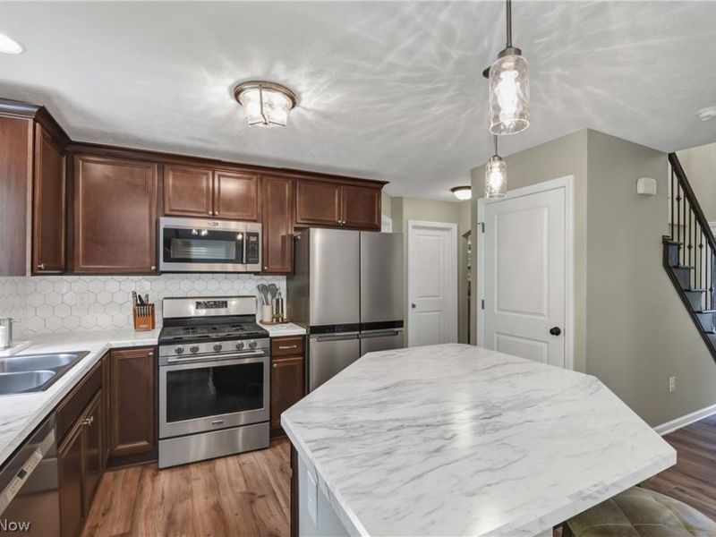 7599 Albion Road, North Royalton, OH 44133 Photo 11