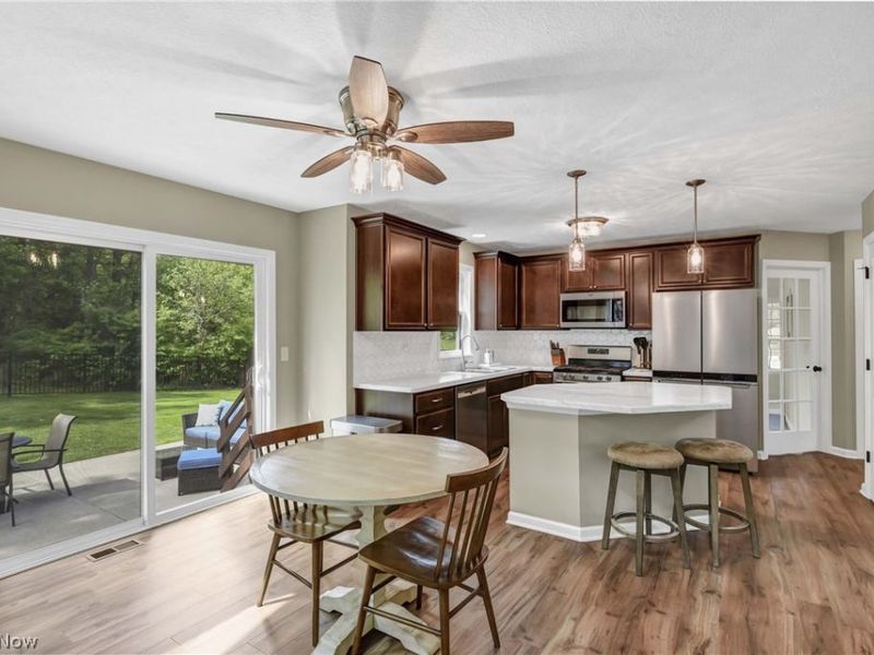 7599 Albion Road, North Royalton, OH 44133 Photo 12